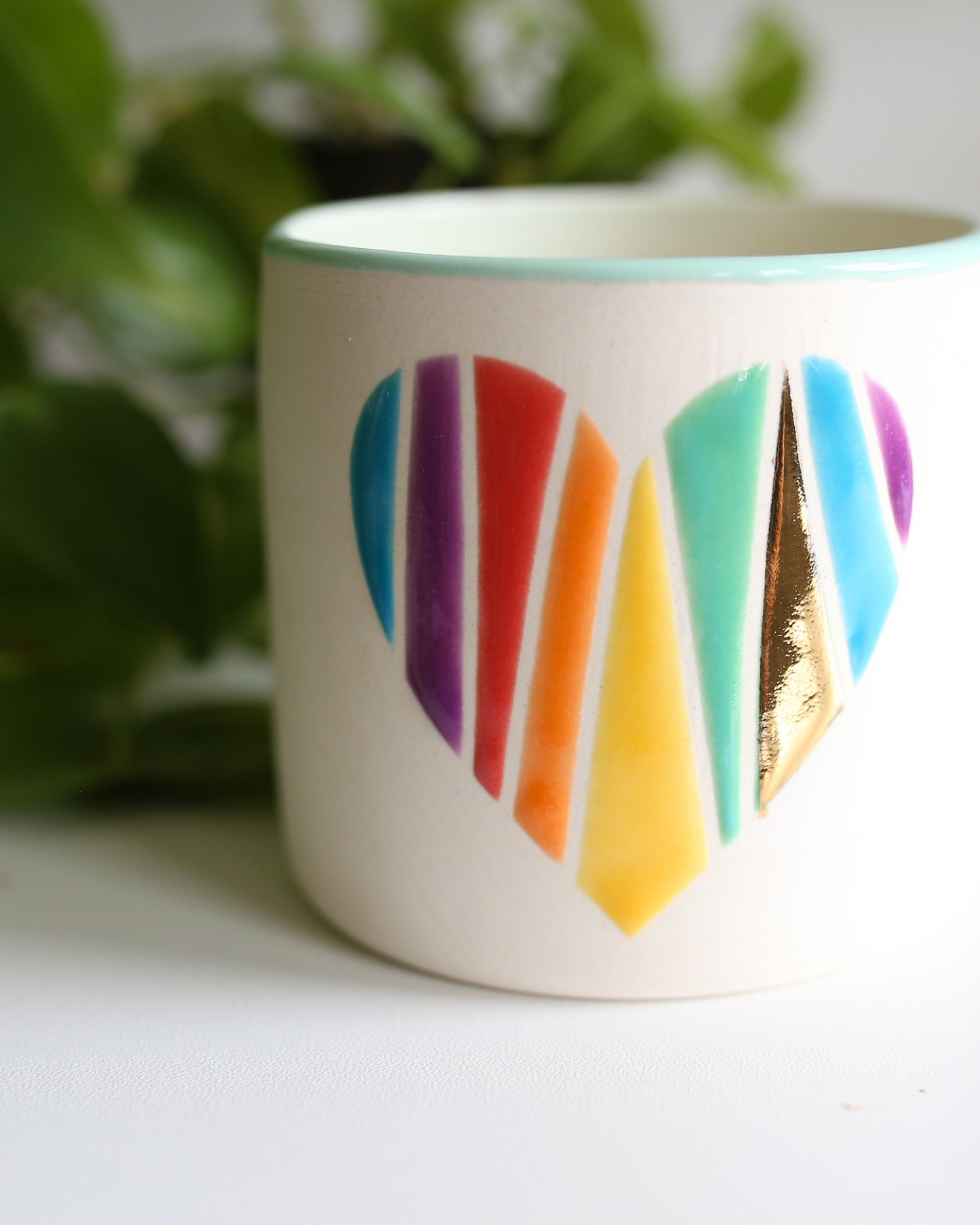 TCK #1608 Rainbow & Gold Heart Planter