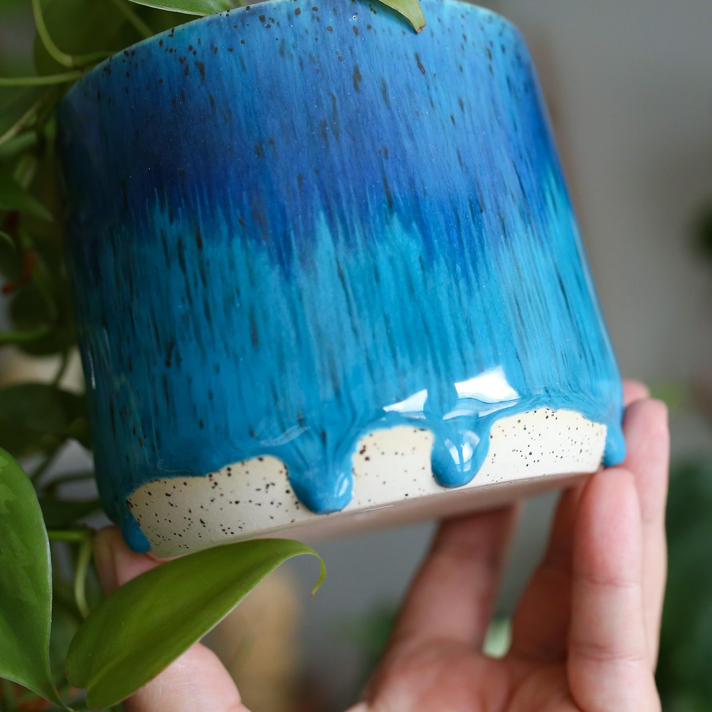 TCK #1612 Turquoise Blue Melt Planter